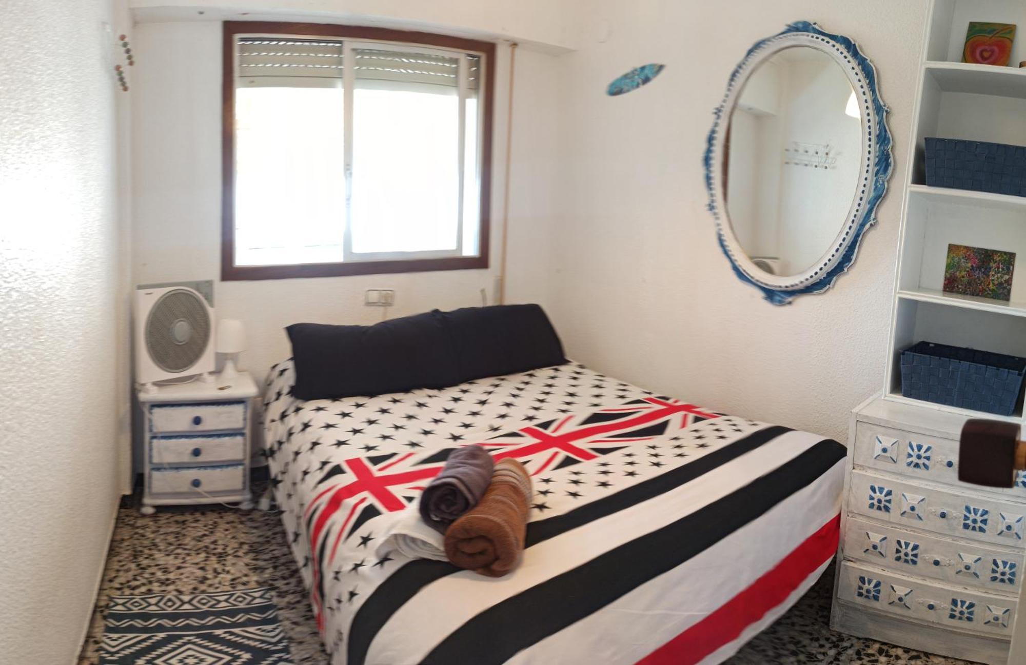 Blue Double Private Room At Front Beach - Habitacion Doble En La Playa Valência Exterior foto